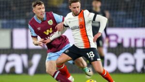 Burnley vs Luton Town (02:45 – 13/01) | Xem lại trận đấu