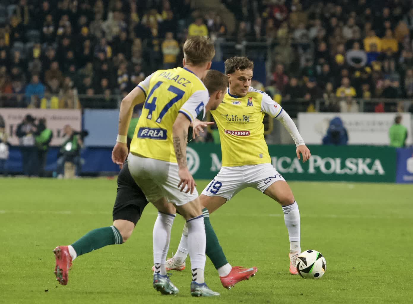 Nhận định soi kèo Motor vs Legia Warsaw lúc 1h00 ngày 2/12/2025